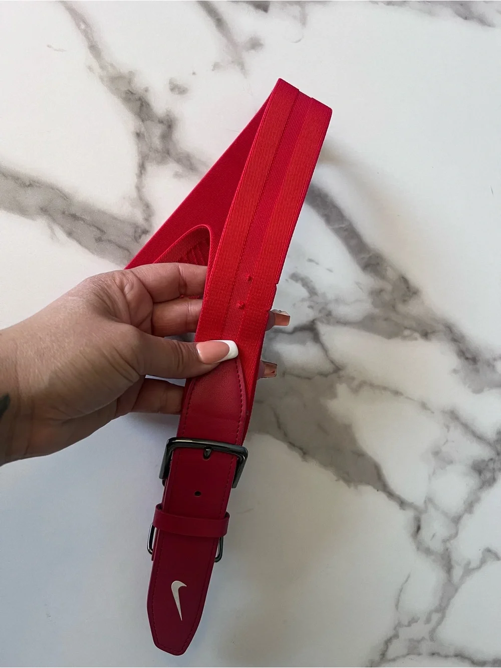 Nike Red Athletic Women’s Baseball Belt with Silver Buckle  Elastic One Size